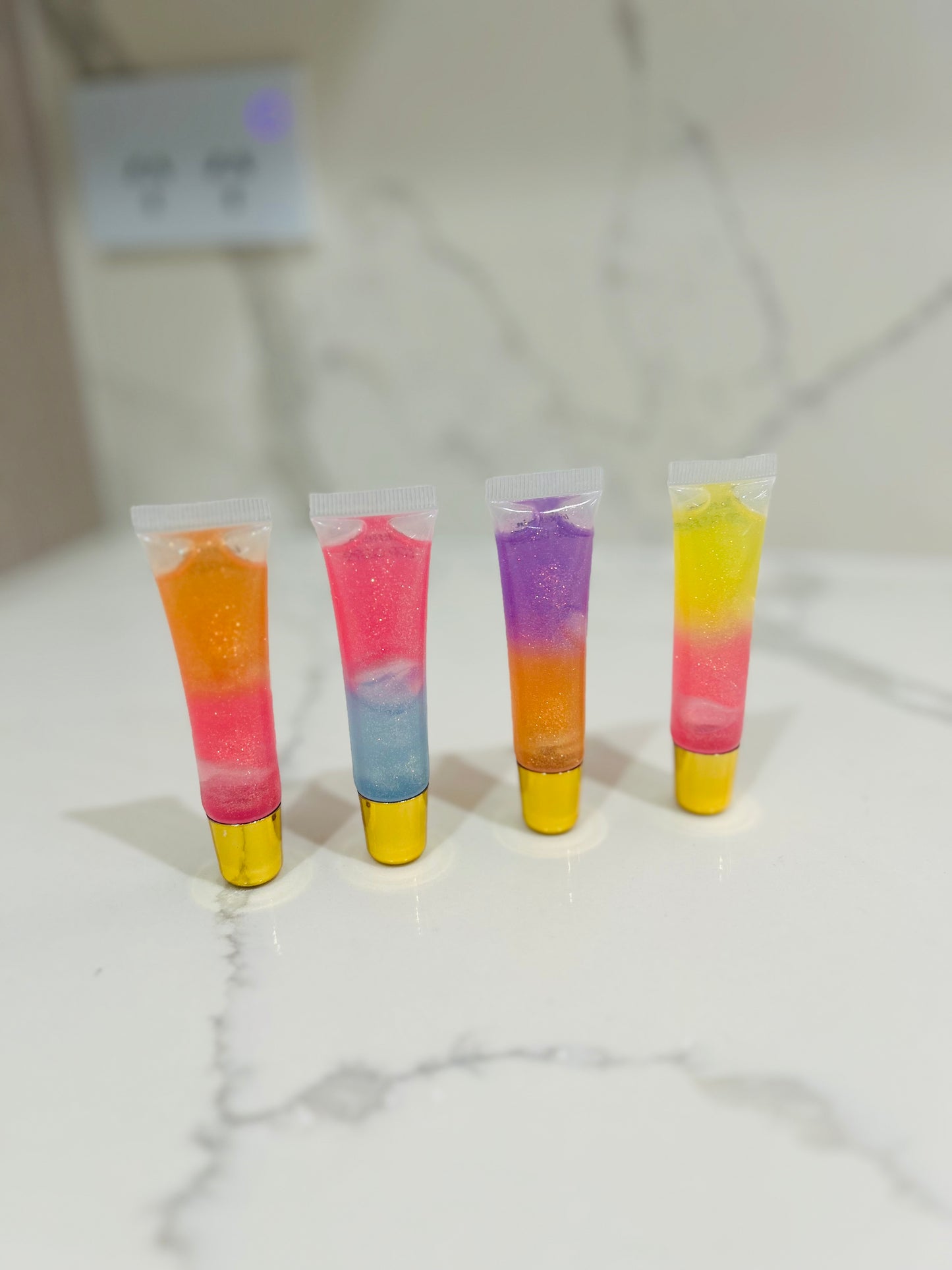 Two tone lipglosses