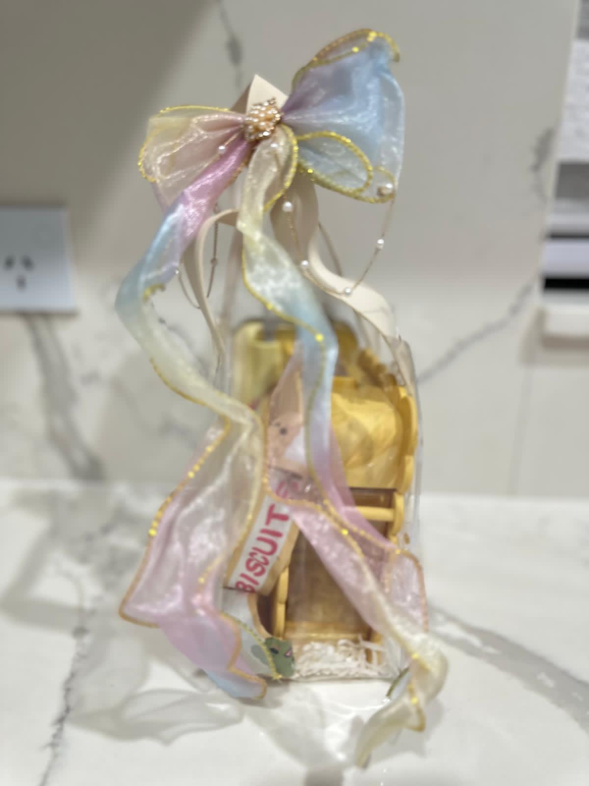 Biscuit waterbottle bundle